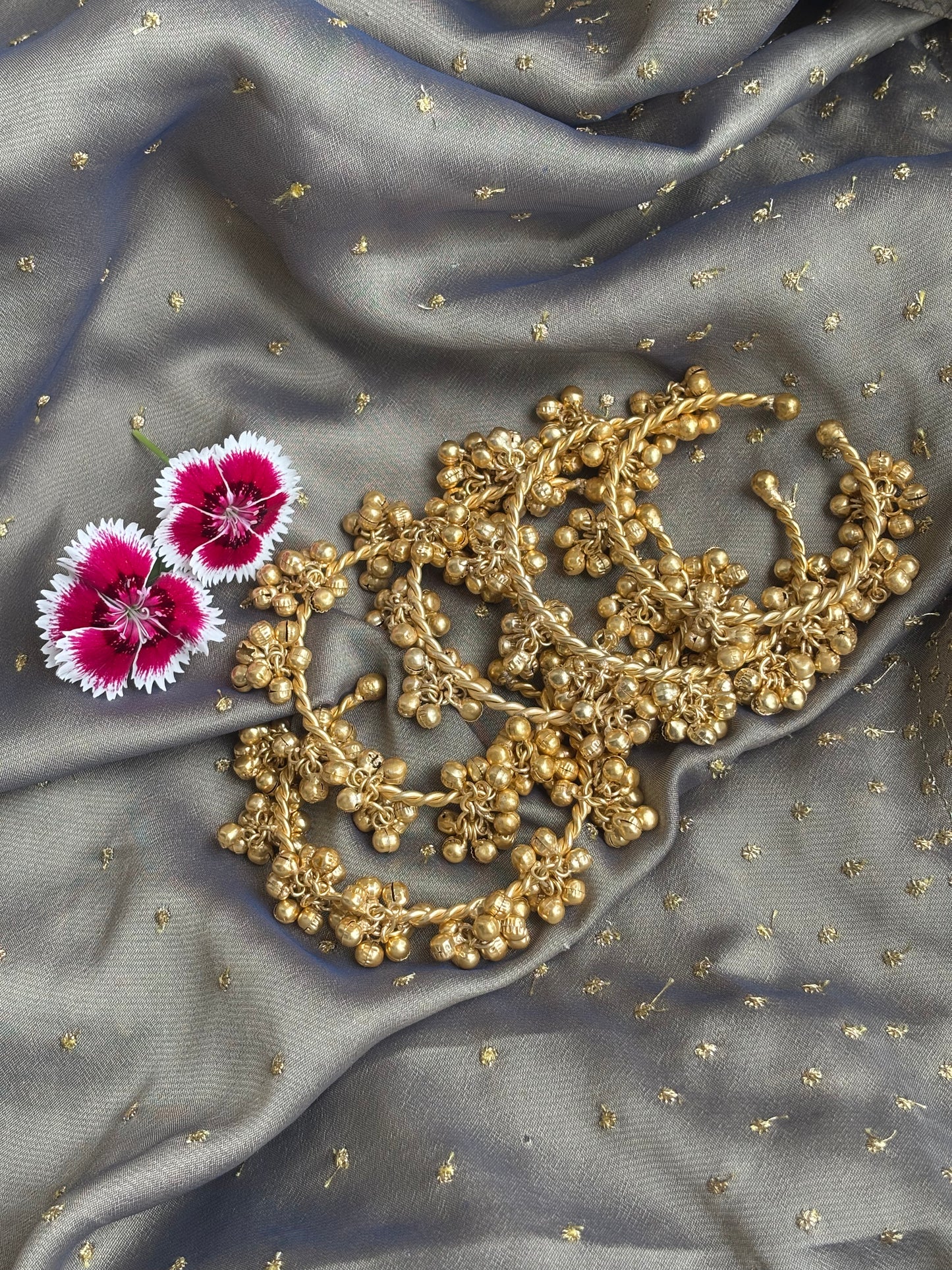 "Chan chan" Bangles
