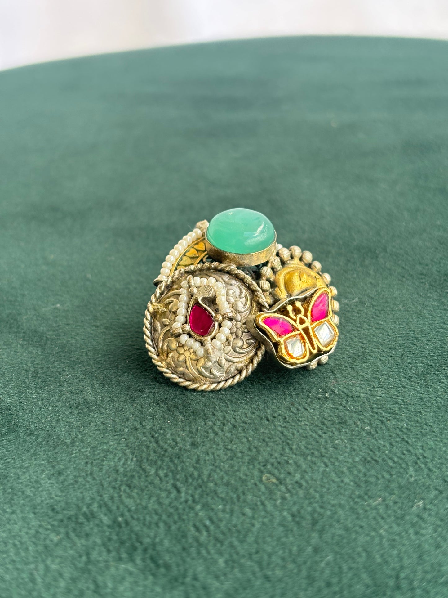 "Adhya" Pachi-Kundan Adjustable Ring
