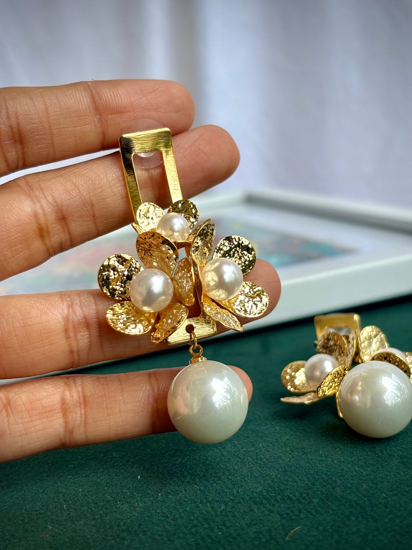 Pearl Danglers