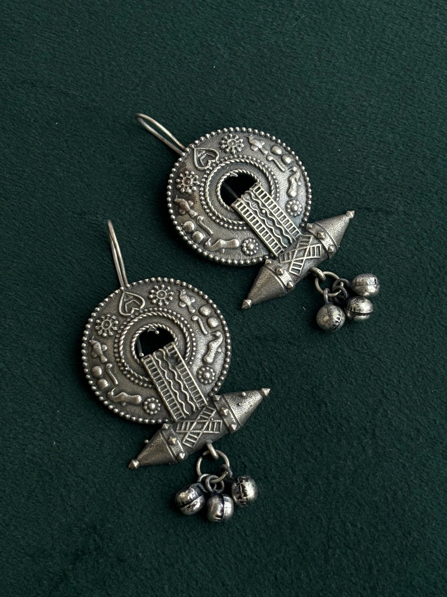 "Unmesha" Silver Replica Earrings