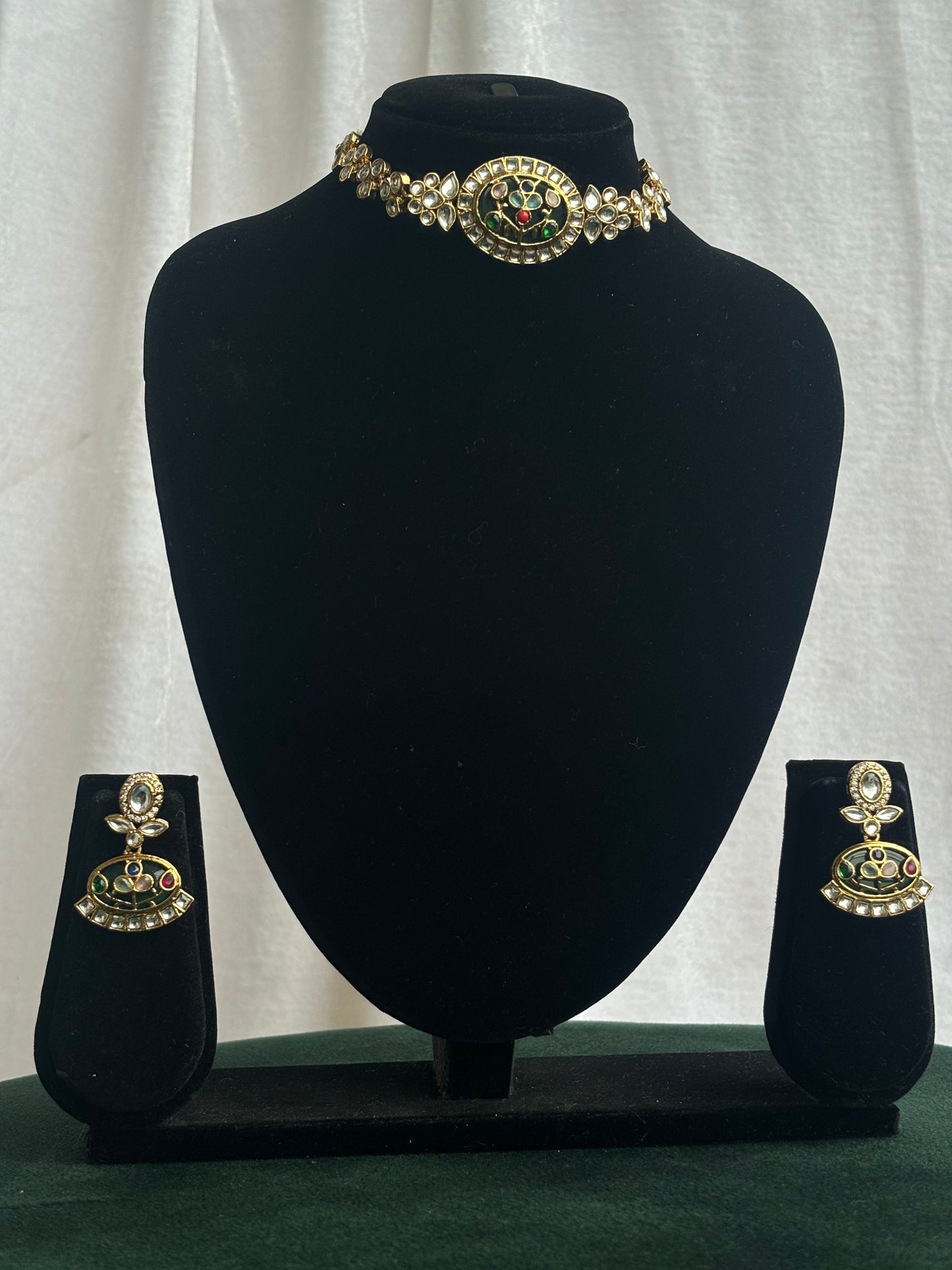 "Nilima" Choker Neckpiece