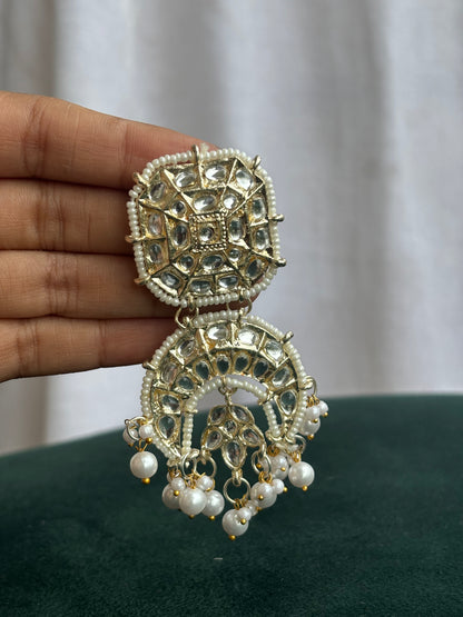 "Parthivi" Kundan Earrings