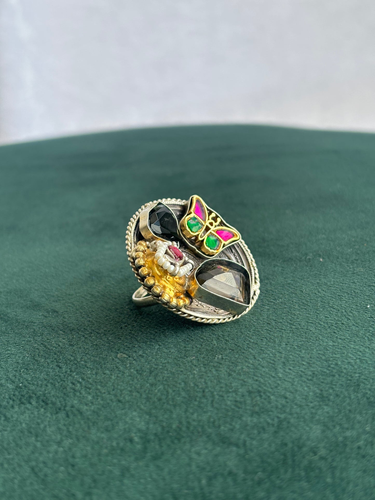 "Aarya" Pachi-Kundan Ring